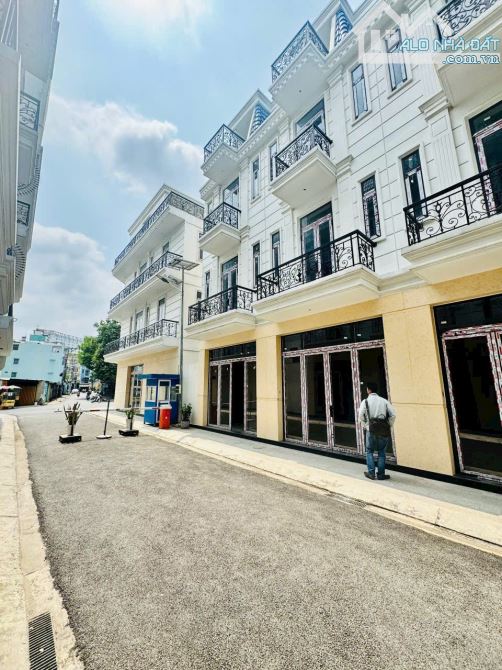 Bán Nhà Khu Combound Trịnh Đình Trọng Q. Tân Phú