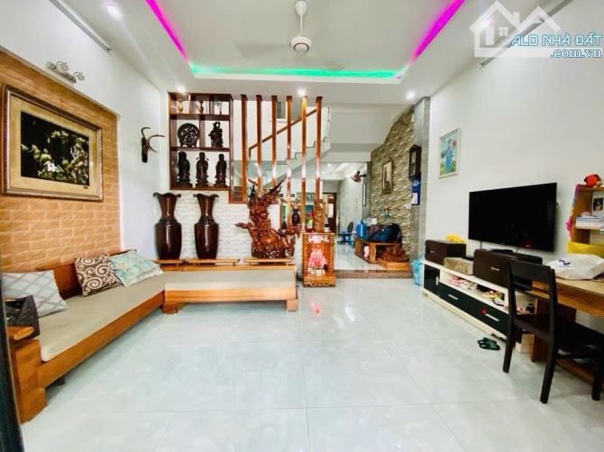 BÁN NHÀ 2 TẦNG GIÁ TỐT NHẤT HOÀ XUÂN – VỊ TRÍ VÀNG – ĐƯỜNG 7.5M – CHƯA QUA ĐẦU TƯ