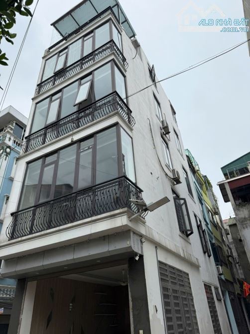 CẦN BÁN NHÀ CỰ KHỐI LONG BIÊN HÀ NỘI.