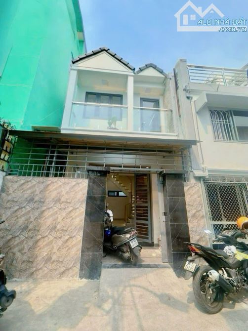 Nhà Đẹp Hẻm Xe Hơi - Đ.Phan Văn Trị, P11, Bình Thạnh - 50m2 - Nhỉnh 5 Tỷ