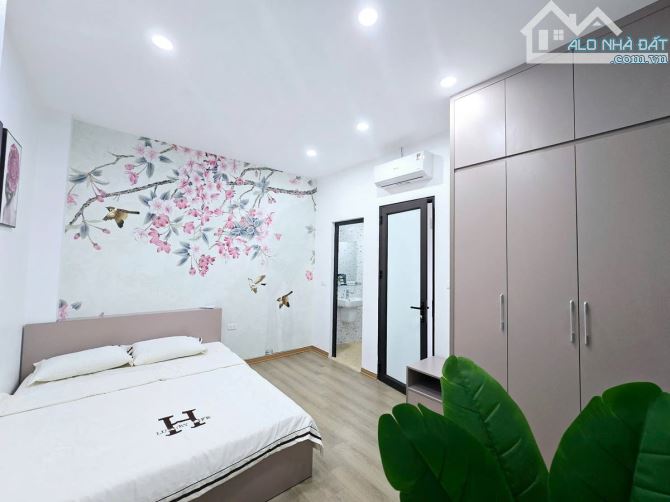 SIÊU PHẨM CỔ NHUẾ – NHÀ 6 TẦNG – CHỈ NHỈNH 5 TỶ – GIÁ CỰC HỜI! XEM NGAY