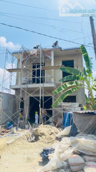Bán nhà mới 2 tầng Diên Sơn - Diên Khánh đường oto 5m đang gần hoàn thiện
