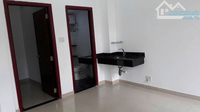 Chốt nhanh giá rẻ nhà kinh doanh Trần Văn Đang, Quận 3 – 5 tầng lộng lẫy, ngang khủng, thu