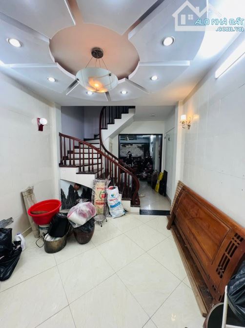 Bán nhà Trần Duy Hưng, Cầu Giấy 52m2, 5 tầng, giá 12.8 tỷ