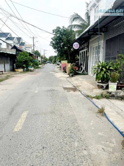NHÀ MỚI XINH - HẺM OTO - SHR - 2.39TỶ