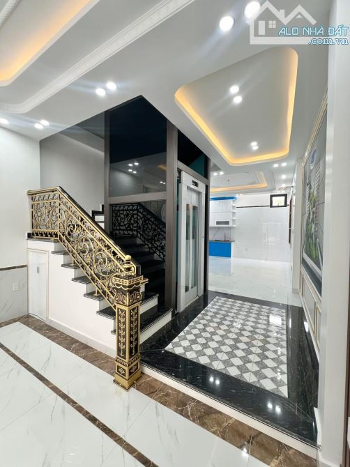 Siêu phẩm nhà 4,5 tầng khu TĐC Hồ Đá, Sở Dầu, Hồng Bàng, Hải Phòng