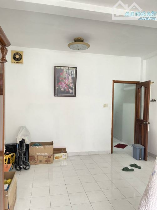 BÁN NHÀ PHỐ ẨM THỰC NGUYỄN THƯỢNG HIỀN, P4 QUẬN 3, 1T, 2 TẦNG, 9,5 TỶ