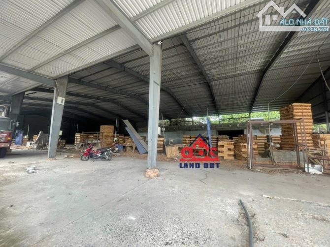 X051 🆘 Chuyển nhượng nhà xưởng với diện tích 9.900m2