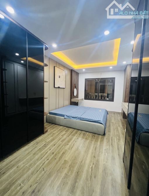 ✨ NGÕ TO VƯƠNG THỪA VŨ 90M², 2 THOÁNG, THANG MÁY, OTO TRÁNH, Ở + KD ĐỈNH – 16.5 TỶ