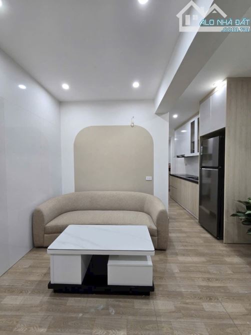 Tập thể Đống Đa gần Vincom Nguyễn Chí Thanh gần nhiều trường đại học