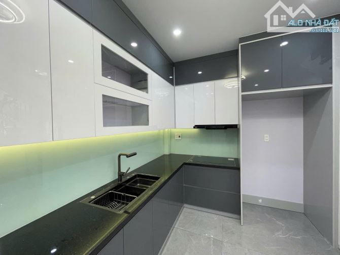 Cần  bán nhà 3 tầng ngõ phố CỰU THÀNH- Phường Nguyễn Trãi trung tâm thành phố Hải Dương.