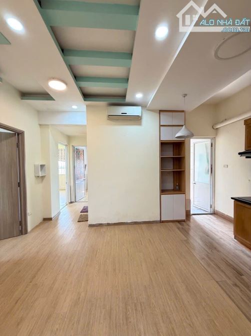 NHÀ ĐẸP NGUYỄN KHÁNH TOÀN – 46M – 5 PHÒNG – NGÕ THOÁNG – 40M RA Ô TÔ TRÁNH – GIÁ 10.2 TỶ