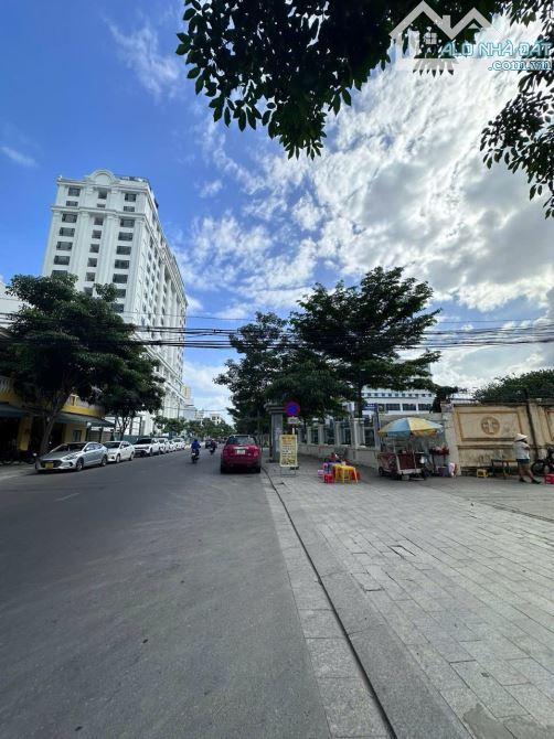 Bán đất hẻm ô tô đường Nguyễn Thiện Thuật , Lộc Thọ , Nha Trang