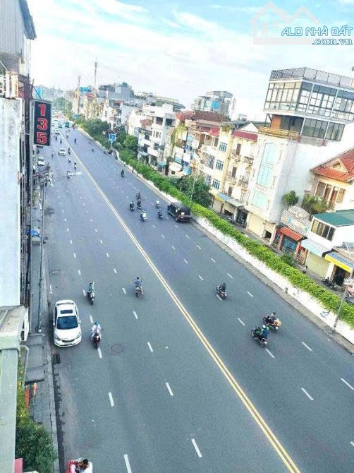 Mặt phố Nghi Tàm siêu phẩm quận Tây Hồ giá trị sáng láng 436m2, mt 15m, 215 tỷ mặt phố VIP
