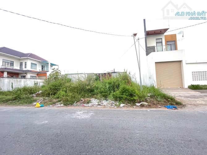 Nền biệt thự 240m2 khu CTY8 khu Hưng Phú 2 Cần Thơ đối diện Công Viên gần ĐH Kiến Trúc