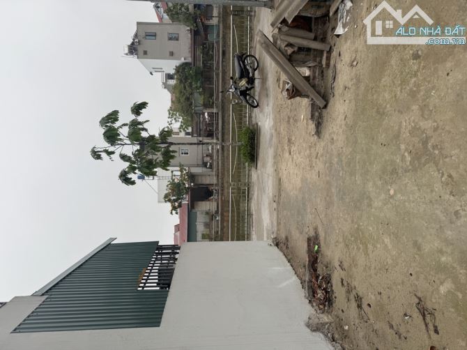 Bán mảnh đất ô tô 2 mặt tiền lỗ giao việt hùng đông anh 60m2 4.3mt giá 6.9 tỷ