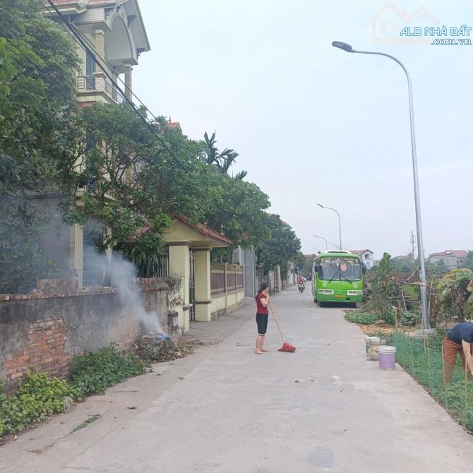 BÁN ĐẤT THUẬN THÀNH BẮC NINH- ĐẤT VƯỢNG NỞ HẬU- GIÁ 3 TỶ NHỈNH- AE ĐẦU TƯ CHỈ CÓ THẮNG LỚN