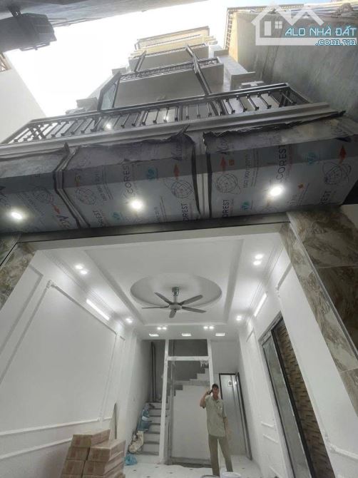 Nhà Mới Cực Vip - Oto Tránh Nhau - Mặt Tiền 3.8m - Giá 9.2 Tỷ