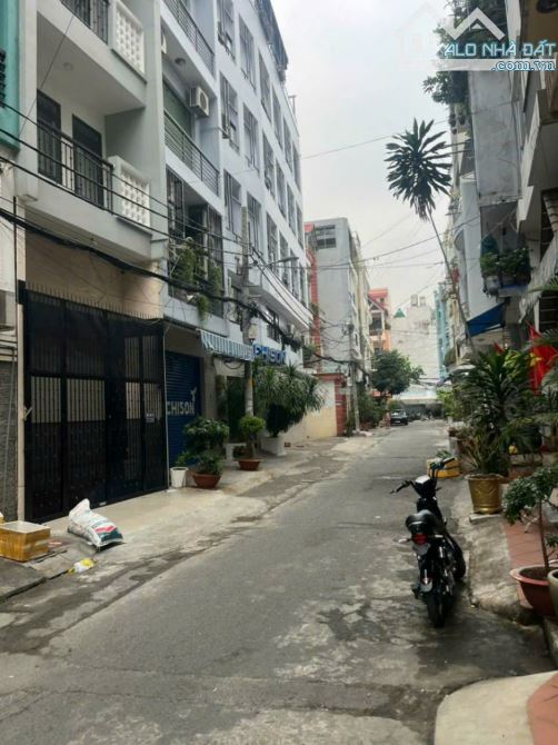 BÁN NHÀ SIÊU PHẨM ĐẸP - HẺM ĐƯỜNG NGUYỄN HỒNG ĐÀO P.13, TÂN BÌNH, GIÁ 12,9 TỶ