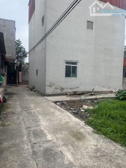 40m2 đất Vạn 3 thanh trì, sổ đỏ, lô góc, đường 3m