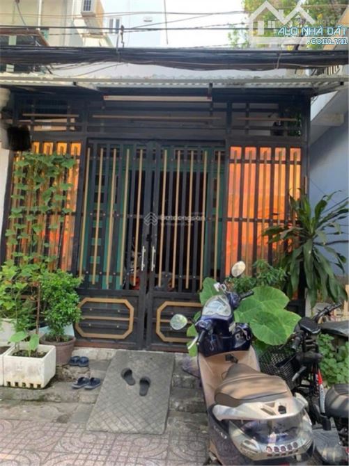 🏠 Bán nhà Dương Bá Trạc, Q.8, 61m², hẻm thông, giá 6.2 tỷ 🏡