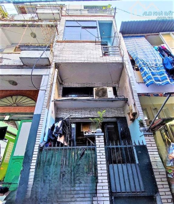 5 TỶ - TRUNG TÂM QUẬN 1 - HẺM THÔNG TỨ PHÍA - DT 3x11M 3 LẦU 5PN - ĐA CÔNG NĂNG SỬ DỤNG