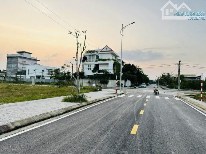 Bán đất xây Biệt Thự 313m2 ( ngang 13m)KQH Thuỷ Thanh cạnh FPT - Hướng đông nam hiếm - 1