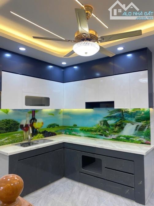Bán gấp nhà Lê đình cẩn Bình Tân 5 tầng 4×15m otô , tải đổ của - 1