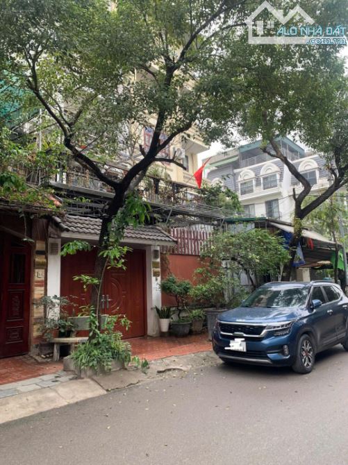 Chủ nhà gửi bán biệt thự Phùng Khoang DT 150m2*MT 9m, đường ôtô tránh giá 35 tỷ. - 1