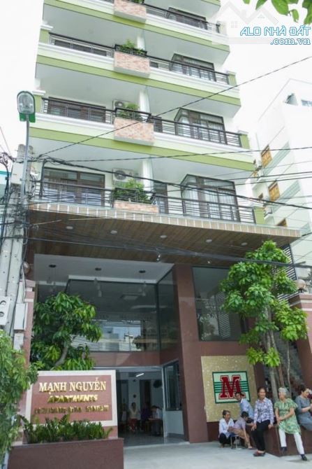 Bán khách sạn Nha Trang gần biển quảng trường - 1