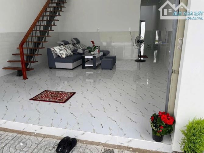 BÁN NHÀ ĐẸP TRỆT LỬNG - KDC HỒNG LOAN 6A GIÁ CHỈ 3.4 TỶ! - 1