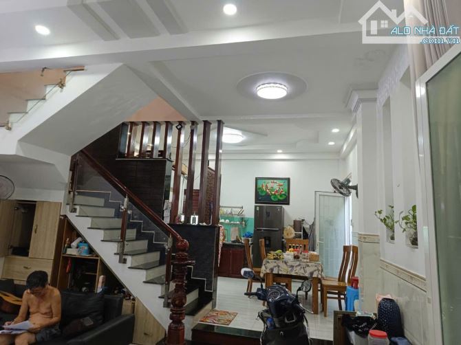 BÁN NHÀ ĐẸP-HẺM XE HƠI THÔNG- ĐƯỜNG HỒ HỌC LÃM KỀ AEON BÌNH TÂN- 4TẦNG-4PN NHỈNH 5 TỶ - 1