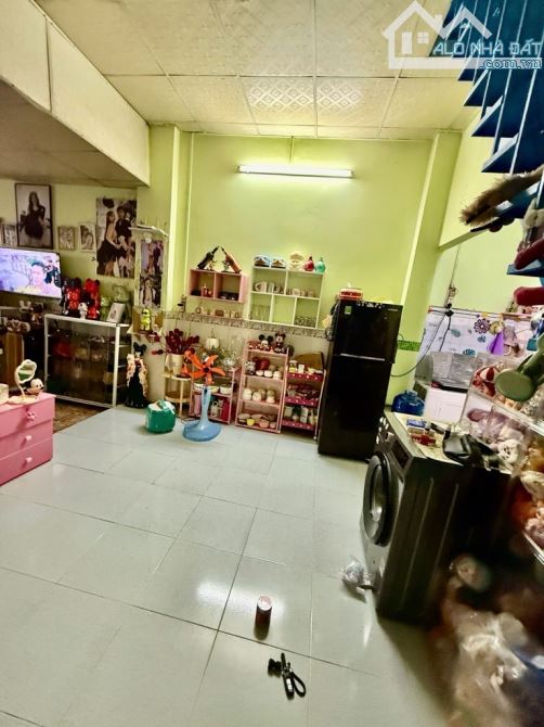 Nhà căn góc - hẻm xe hơi thông Nguyễn Thị Búp - gần Hiệp Thành city - Quận 12 - Nhỉnh 2 tỷ - 1