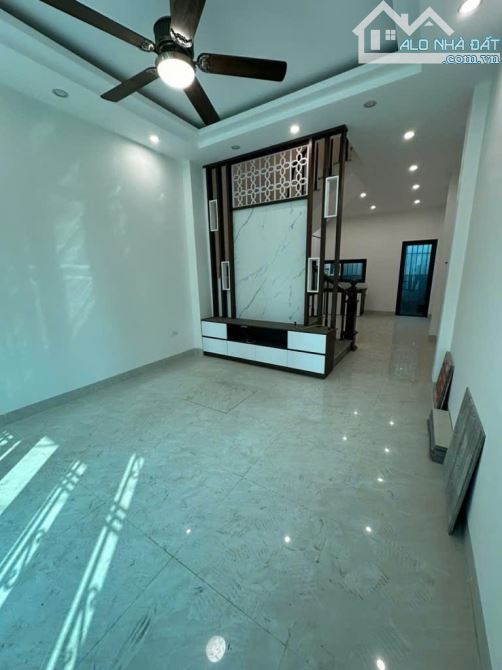 Bán nhà 46C Tập Thể Tổng Cục Chính Trị, Hoài Đức - 1