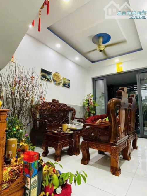 bán nhà đường Trương Thị Hoa 3.5x15.5 sổ hồng riêng, gần khu hành chính quận 12 - 1