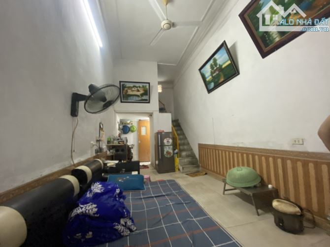 MẶT  PHỐ- LÔ GÓC - VỈA HÈ - KINH DOANH SẦM UẤT- MẠC THỊ BƯỞI- 48 m chỉ 15 Đồng - 1