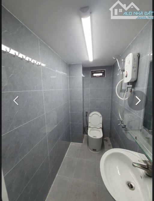 Nhà vị trí đắc địa cần Bán Gấp, Nhanh 16 Tỷ_Cách Mạng Tháng 8 - 1