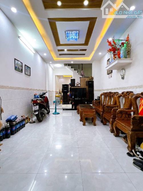 Bán nhà mặt tiền chợ Rạch Ông 4x12 Mới ở ngay 5 tầng chỉ 9 tỷ - 1