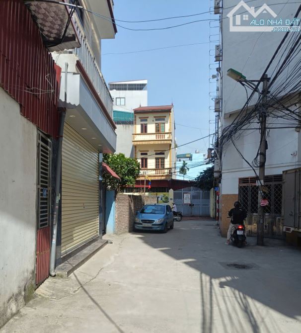 CCMN ĐH Công Nghiệp 132.7m2-7T-TM, 2 mặt đường ô tô, DT 1.6 tỷ/năm, 22.9 tỷ - 1