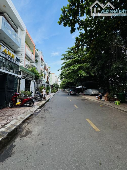 BÁN GẤP NHÀ KĐT HÀ QUANG 2-TP NHA TRANG- GIÁ CHỈ 5,4 TỶ - 1