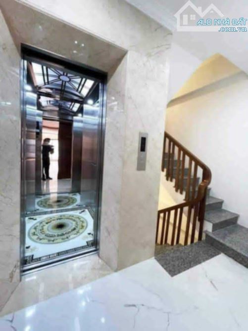 BÁN GẤP NHÀ LÝ NAM ĐẾ PHỐ VIP HOÀN KIẾM GIÁP DANH BA ĐÌNH KD, Ô TÔ THANG MÁY 68M X 6 TẦNG - 1