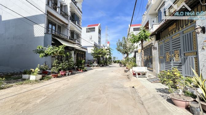 B,ÁN NH,À KDC HOÀNG HOA - LONG HẬU, LONG AN, đường rộng 10m - 1