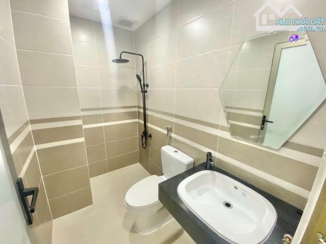 Cho thuê phòng (2PN) 60m2 Quận 1_thang máy_ban công_đủ nội thất_chợ Tân Định_nhà thờ Hồng - 12