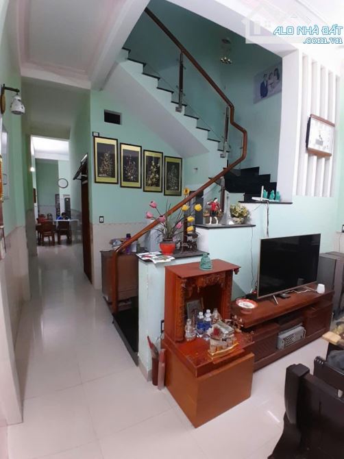 NHÀ 2 TẦNG MẶT TIỀN ĐƯỜNG HOÀI THANH - MỸ AN - GẦN SÔNG HÀN - KHU VỰC MƠ ƯỚC. - 2