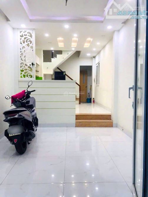 Bán nhà đường Nguyễn Đình Chiểu,Đa Kao,Quận 1 - Hẻm 3 gác gần lộ chính - 35m2 - nhà mới - 2