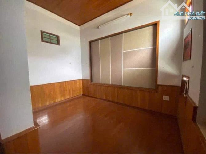 BÁN NHÀ VĂN CAO 9x11M đường rộng 10M - 2