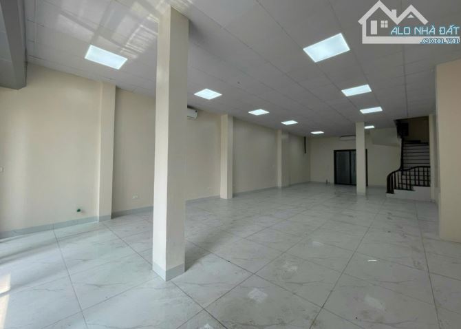 Liền Kề -Rose Tower-Ngọc Hồi-124m2 ,xây 4 tầng, mặt tiền 6.5m .Giá thương lượng - 2