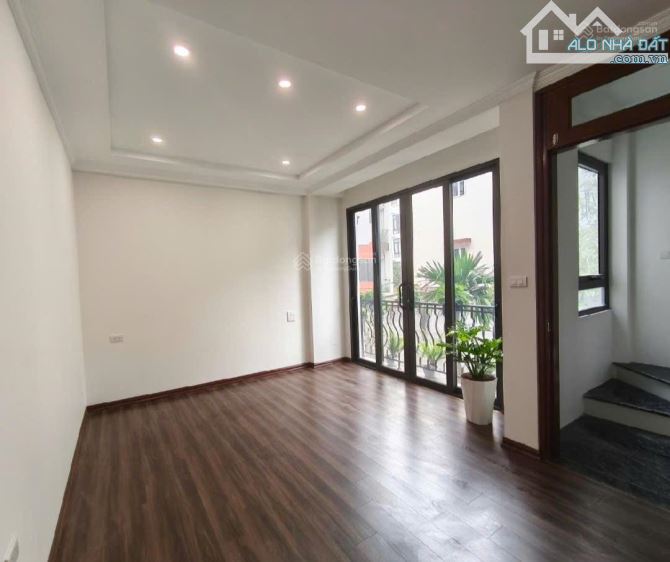 Nhà mới Cự Khối –Long Biên - Chìa khóa trao tay, đón ngay lộc vàng! 34m2 giá 4,x tỷ. - 2