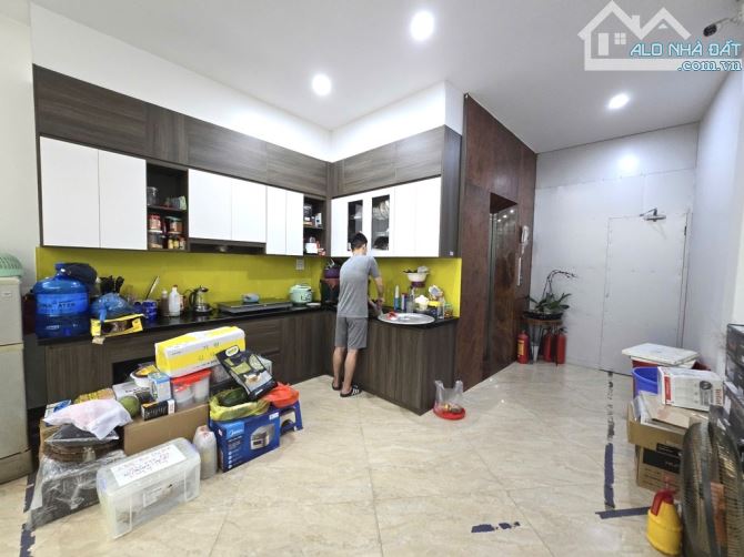 🏡Siêu phẩm 6 tầng THANG MÁY- LÔ GÓC . Dt 55m2  mặt tiền 4.5m.Trung tâm Mỹ Đình Giá chỉ 12 - 2