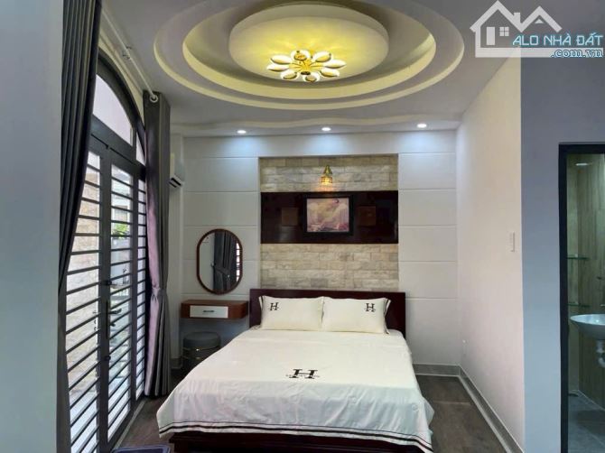 Chính  Chủ  - Đã Hoàn Công - Hẻm  Xe Tải - DT 32M2 ,4 Tầng  Đúc Với  3 PN,4 WC  - Đặng Văn - 2